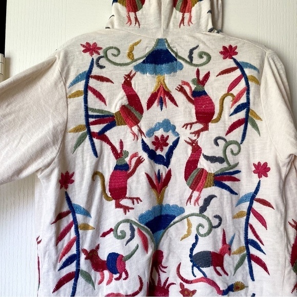 Johnny Was Sweater Druoin Short Hoodie Floral Cotton Embroidered Ivory XS GUC - Picture 9 of 10